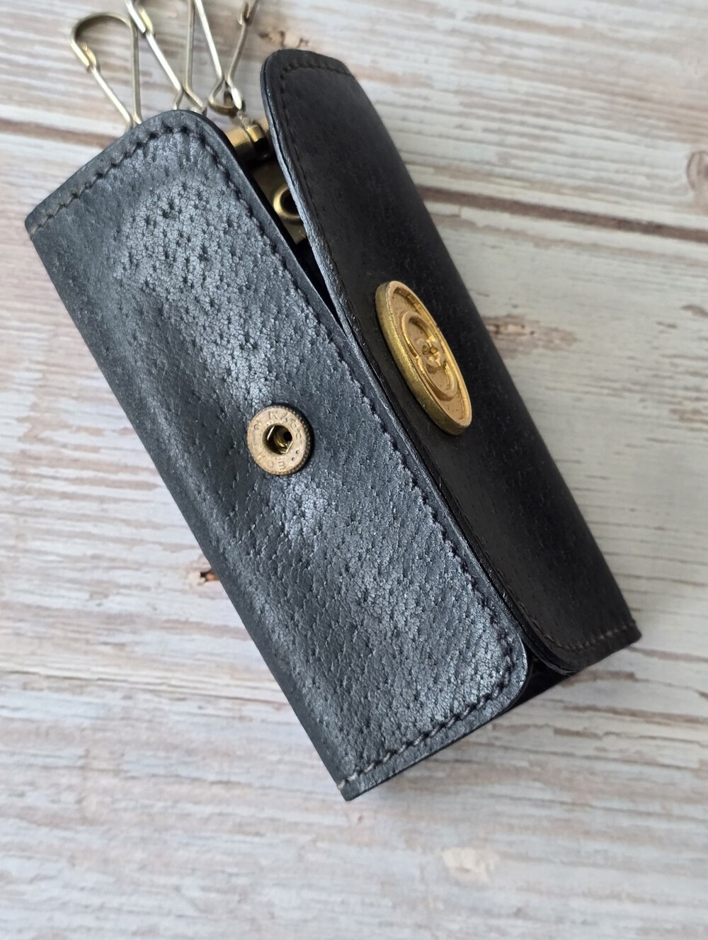 🔑RARE Vintage Gucci Logo Black Leather 3 Key Holder - Picture 10 of 16